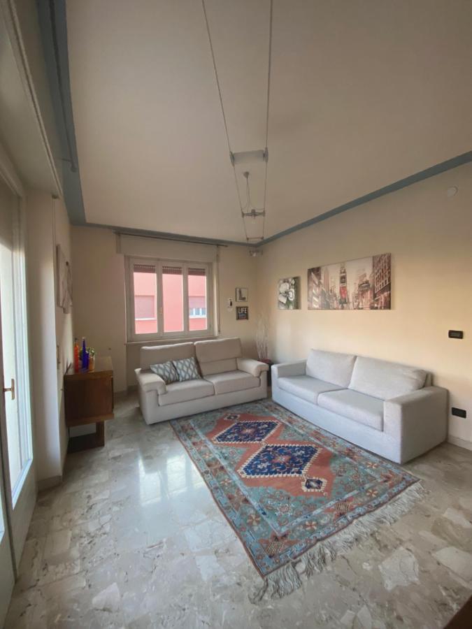 Appartement La Casa Di Marta à Valeggio sul Mincio Extérieur photo